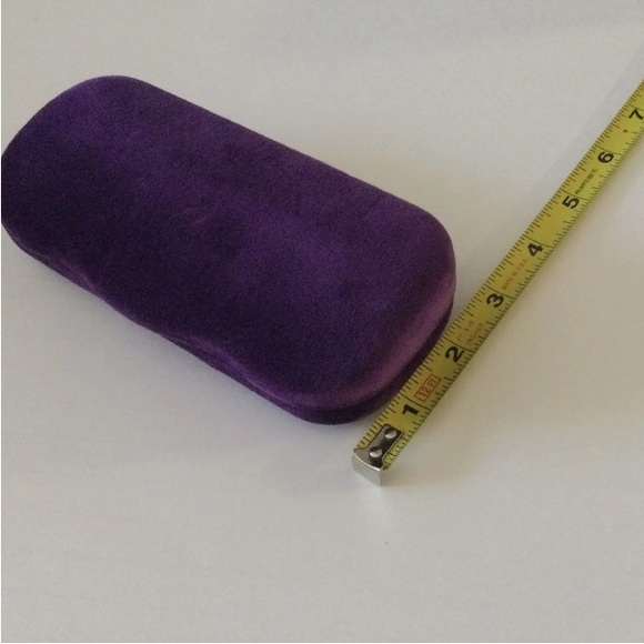 Gucci hardshell velvet eyeglass or sunglass case - Picture 5 of 6